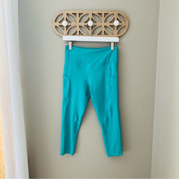 ZYIA Active Light N Tight Leggings S Pockets Cropped Teal Green Sz 6-8 - Picture 1 of 9